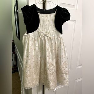 Girls Size 8 Holiday Formal Dress